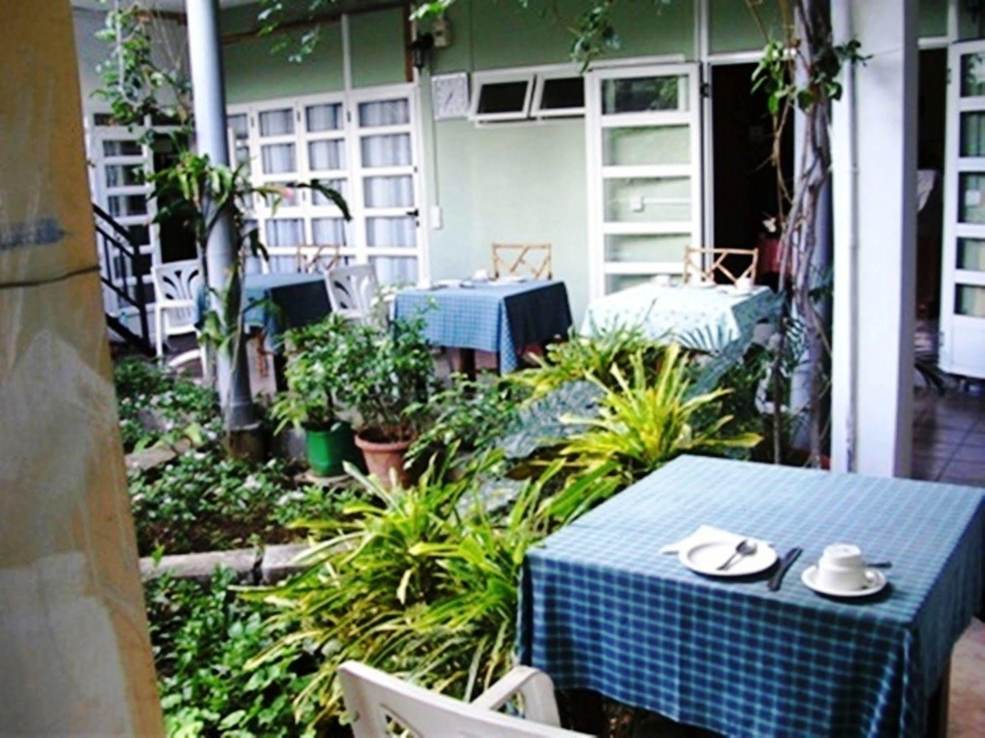 Auberge Le Saladier Mahebourg Exterior photo